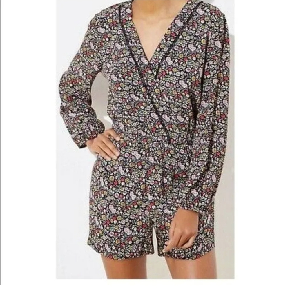 Ann Taylor Loft multi floral romper short women's size small